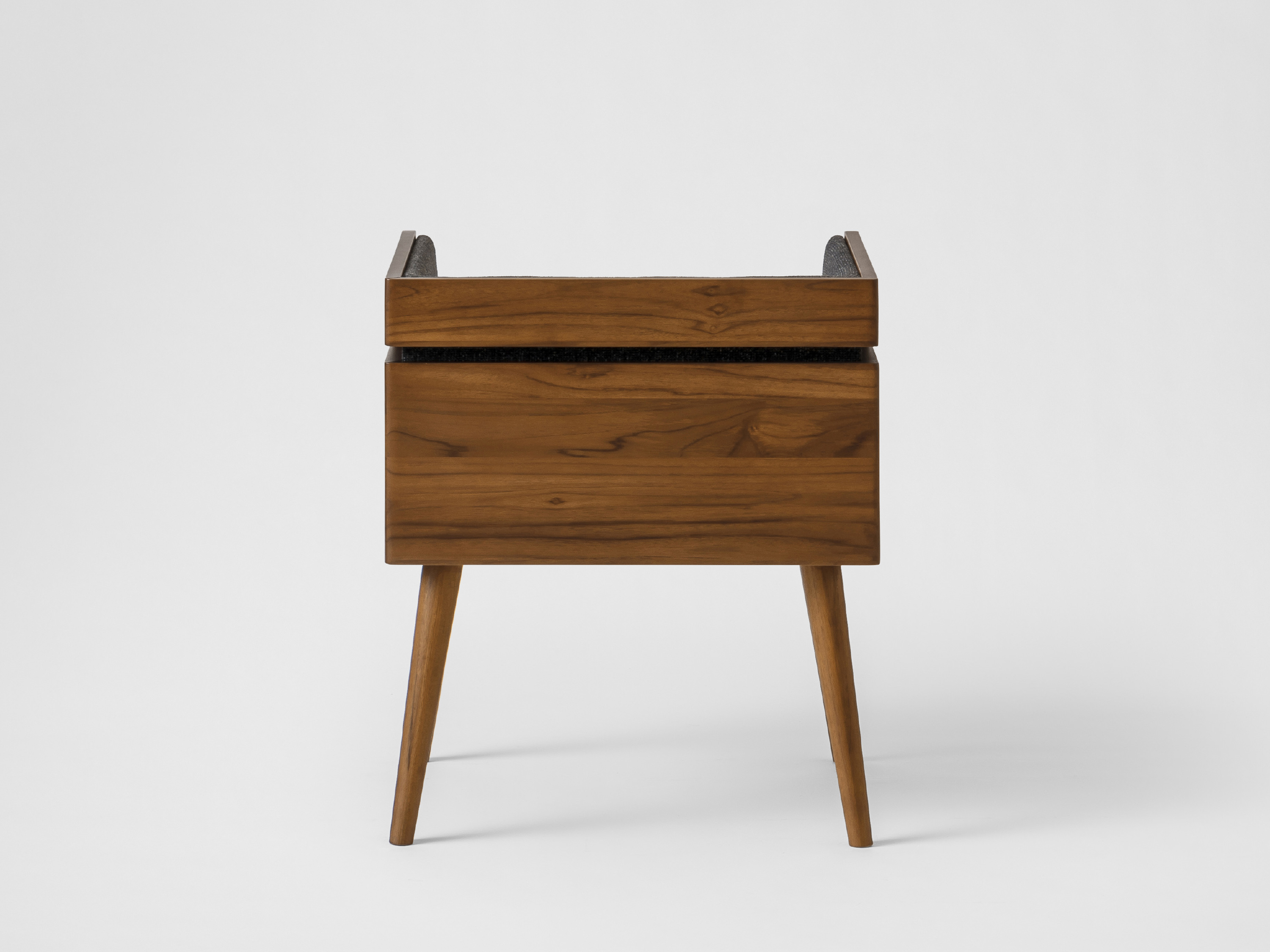 CLANTREE BH Box Chair