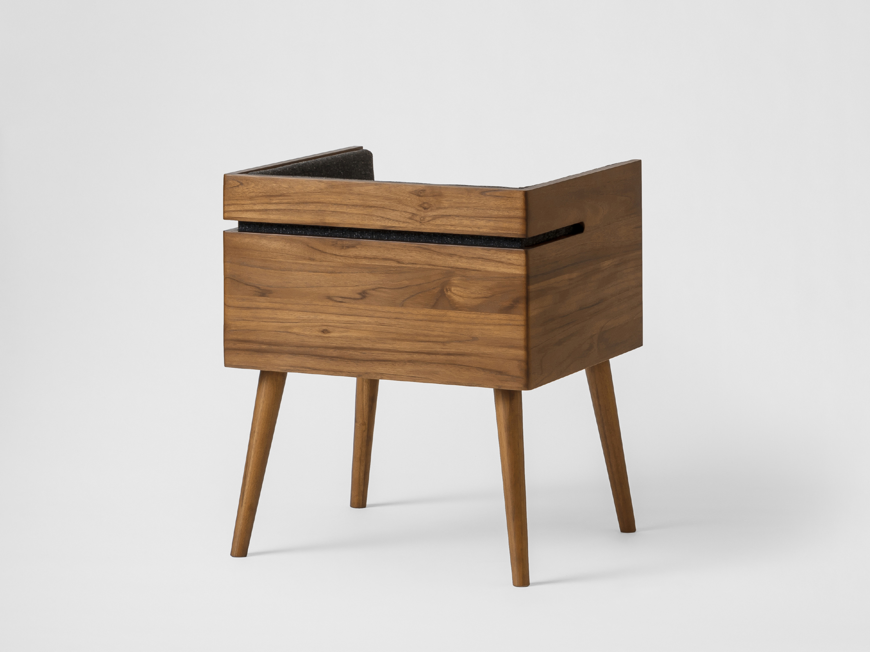 CLANTREE BH Box Chair