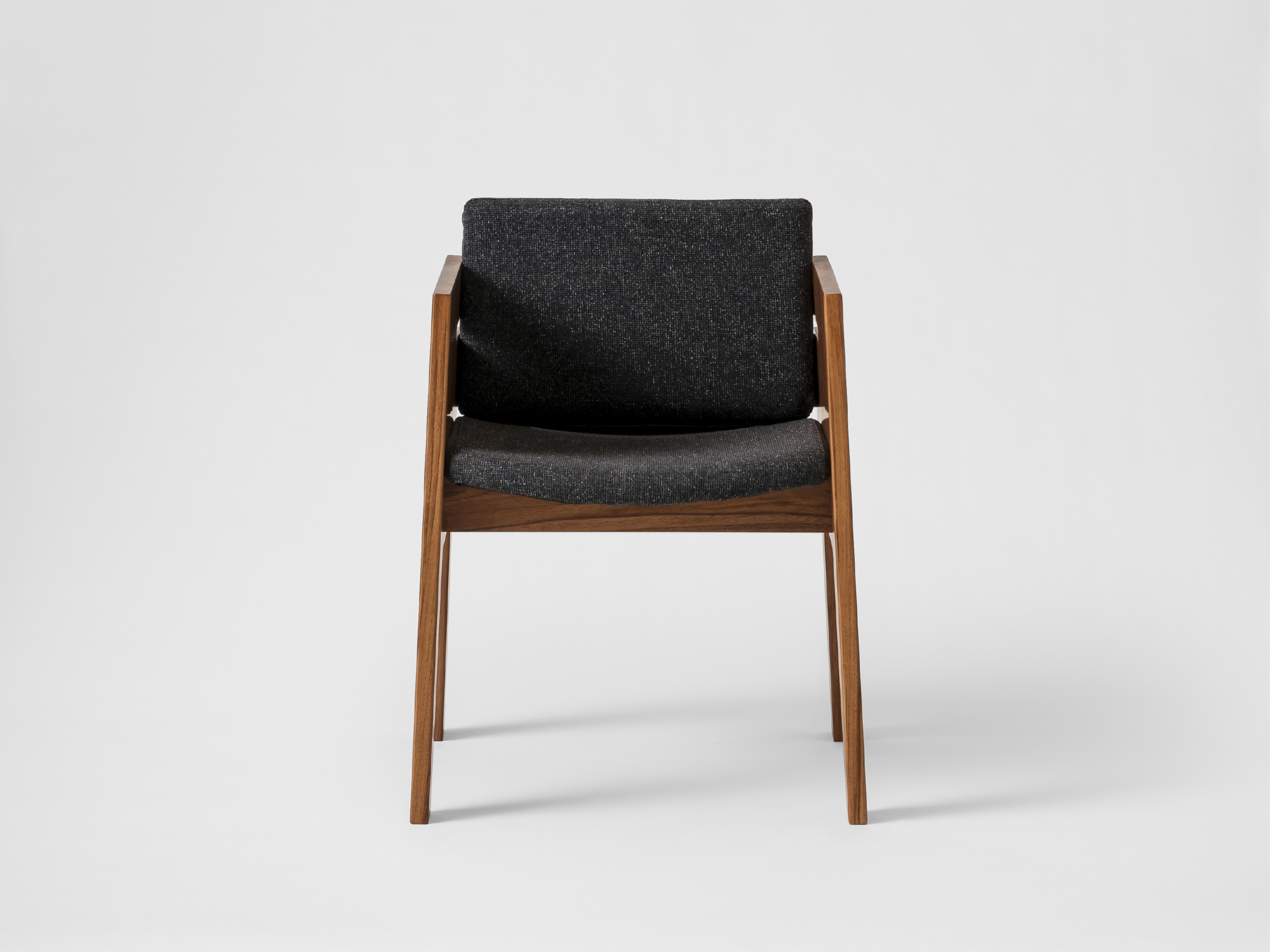 CLANTREE BH Arm Chair